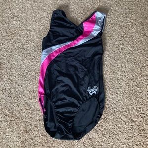 GK leotard